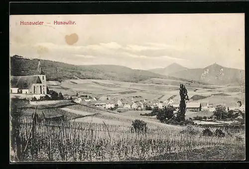 AK Hunaweier, Ortsansicht mit Bergen