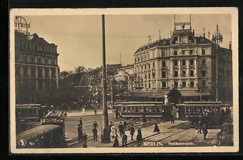 AK Berlin-Tiergarten, Hotel Bellevue am Potsdamerplatz mit Strassenbahn