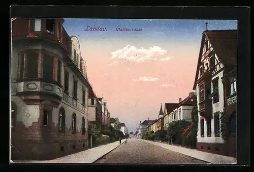 AK Landau, Dämmerung in der Glacisstrasse