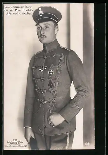 Foto-AK Sanke Nr. 570: Flieger Rittmstr. Prinz Friedrich Sigismund von Preussen in Husarenuniform