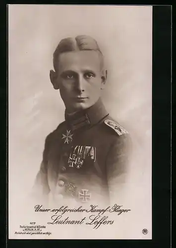 Foto-AK Sanke Nr. 417: Bildnis Kampfflieger Leutnant Leffers mit Orden