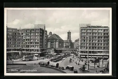 AK Berlin, Der Alexanderplatz, Blick auf das Rote Rathaus