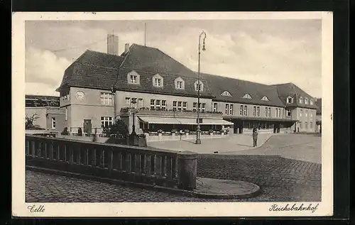 AK Celle, Reichsbahnhof mit Restaurant