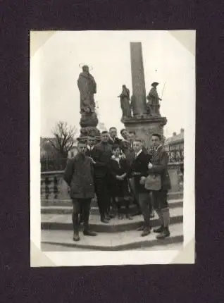 Fotoalbum mit 87 Fotografien, Grenzlandfahrt 1927, Wandervögel, Studenten, Deutschproben, Zigeuner, Tracht, Leutschau 3
