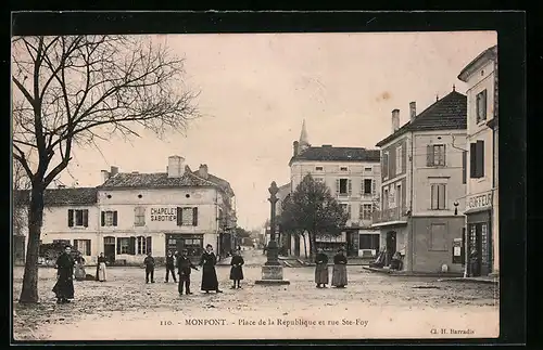 AK Monpont, Place de la Republique et rue Ste-Foy