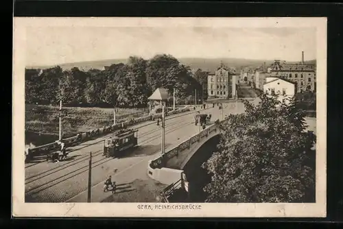 AK Gera, Heinrichsbrücke mit Strassenbahn