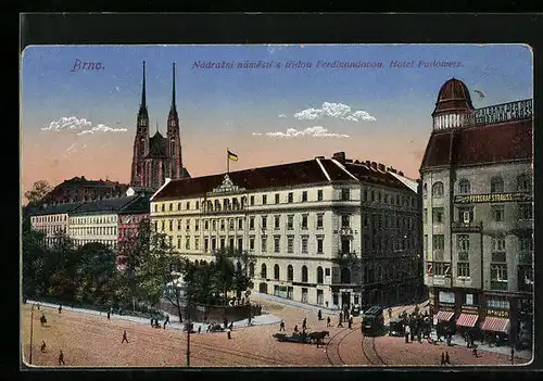 AK Brno, Nadrazni namesti s tridon Ferdinandovou, Hotel Padowetz, Strassenbahn