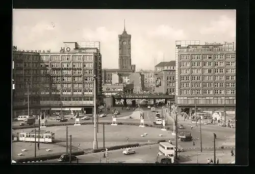 AK Berlin, Alexanderplatz mit Rotem Rathaus, Strassenbahn, 1964