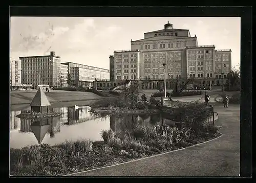 AK Leipzig, Opernhaus mit Schwanenteich