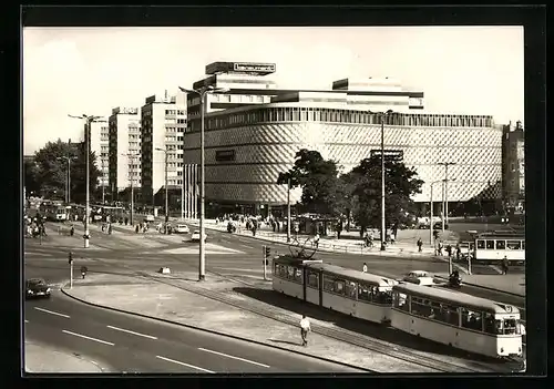 AK Leipzig, Warenhaus konsument am Brühl, Strassenbahn