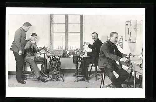 AK Ulm, Unterricht in der Maschinenstrickstube, Druck der Ulmer Invalidenschule