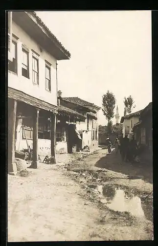 AK Prilep, Strassenpartie mit Häusern