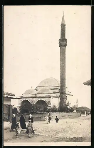 AK Üskueb, Ortspartie mit der Moschee