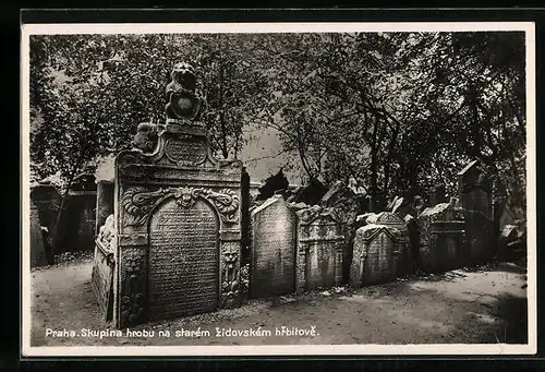AK Praha, Skupina hrobu na starem zidovskem hrbitove