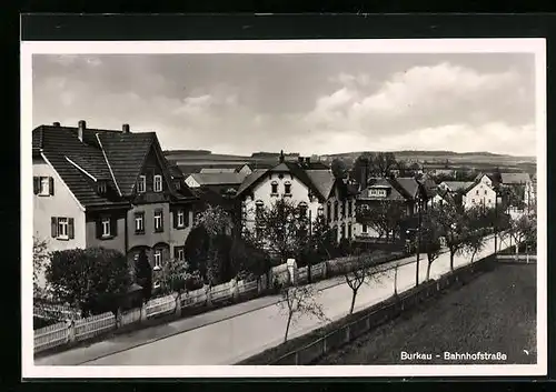 AK Burkau, Gebäudepartie in der Bahnhofstrasse