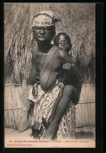 AK Dakar, Une bonne nourrice, nackte Afrikanerin mit Kind