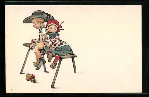 AK Zwei niederländische Kinder traurig auf einem Hocker sitzend