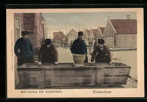 AK Volendam, Het zouten der Ansjovisvh, niederländische Männer