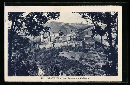 AK Vianden, les Ruines du Chateau