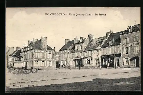 AK Montebourg, Place Jeanne-d`Arc, La Statue