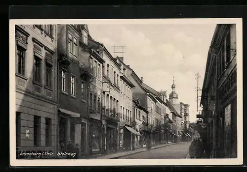 AK Eisenberg i. Thür., Strasse Steinweg mit Geschäften