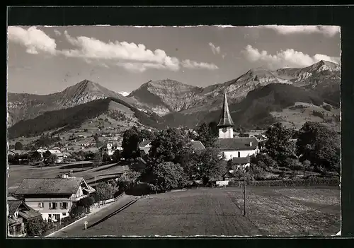 AK Aeschi i. Berner Oberland, Ortsansicht mit Alpenkette