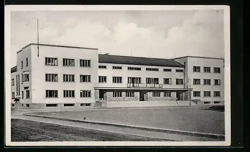 AK Nové Mesto n. Vah, Okresny a Obecny urad