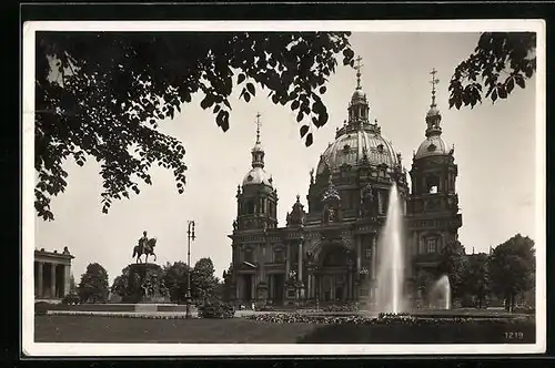 AK Berlin, Blick zum Dom