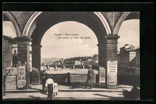 AK Firenze, Ponte Vecchio con veduta del Ponte alle Grazie