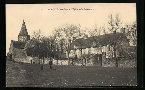 AK Les Pieux, L`Eglise et le Presbytère