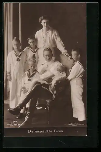 AK Die kronprinzliche Familie