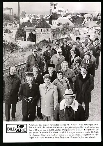 9 Fotografie Ansicht Berlin, Brigade Engler - Kollektiv DSF, Palast der Republik, TGA-Berlin, NVA Soldaten