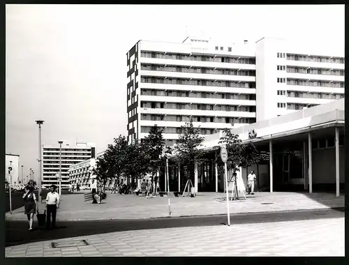 12 Fotografien Ansicht Schwerin, Herausgeber PGH Film und Bild Berlin, Bild Ernst Höhne, Leben im Sozialismus-DDR