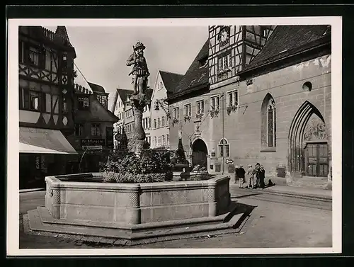 Foto-AK Deutscher Kunstverlag, Nr. 2: Reutlingen, Marktplatz, Maximiliansbrunnen