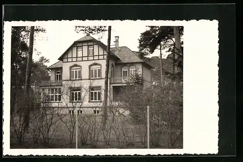 Foto-AK Mainz, Ortspartie mit Gebäudeansicht