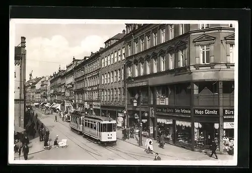 AK Chemnitz, Passanten auf der Poststrasse mit Strassenbahn