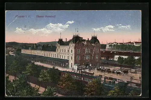 AK Plauen i. V., Oberer Bahnhof mit Kutschen
