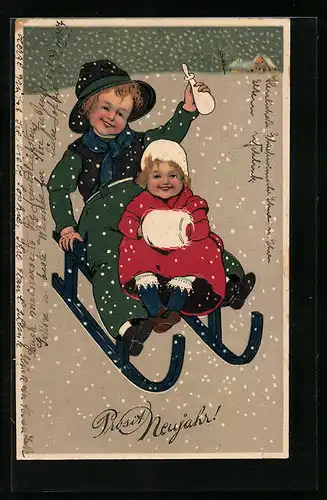 AK Knabe mit Schwesterchen und Nuckelflasche auf Schlitten