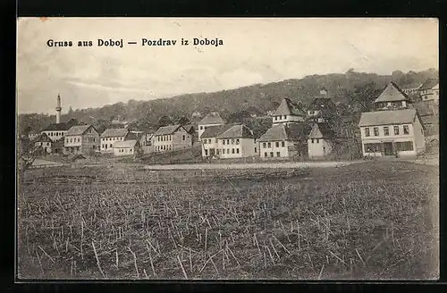 AK Doboj, Ortspanorama von einem Feld aus gesehen