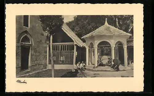 AK Mostar, Reinigungsbrunnen am Eingang einer Moschee