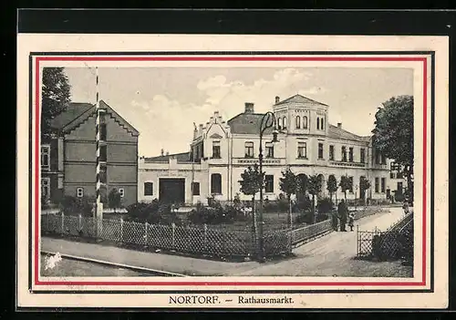 AK Nortorf, Strasse am Rathausmarkt mit Tanck`s Hotel