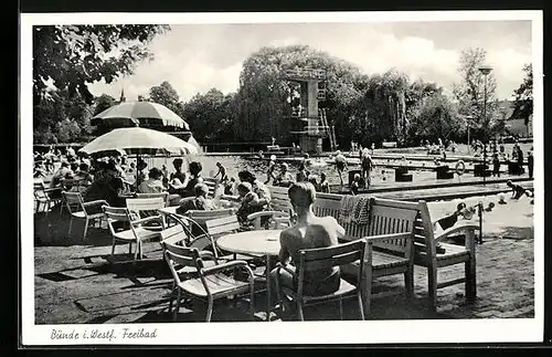 AK Bünde i. Westf., Freibad mit Besuchern