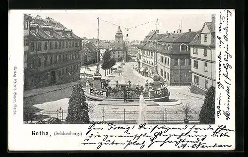 AK Gotha /Schlossberg, Ortspartie mit Brunnen