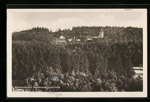 AK Neunkirchen i. Odw., Gesamtansicht mit Wald