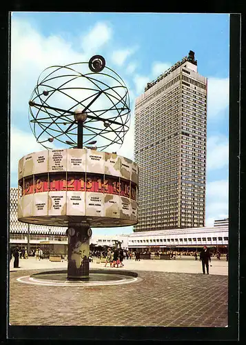 AK Berlin, Alexanderplatz mit Weltzeituhr und Interhotel Stadt Berlin