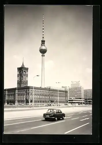 AK Berlin, Rotes Rathaus mit Fernsehturm