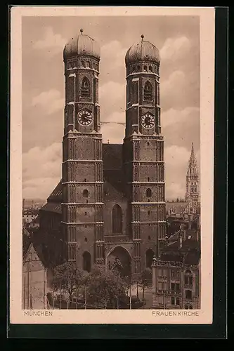 AK München, Frauenkirche, Frontalansicht