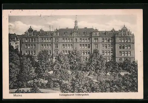 AK Mainz, Festungslazarett Feldbergschule mit Anlagen aus der Vogelschau