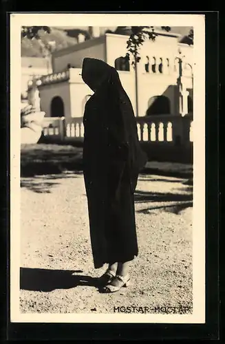 AK Mostar, Verschleierte Frau