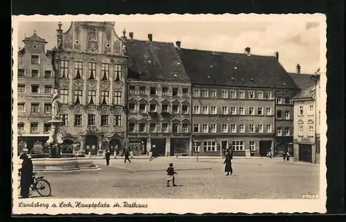 AK Landsberg a. Lech, Hauptplatz mit Rathaus